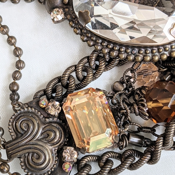 Sorrelli crystal bib style multi strand choker FIR - Picture 2 of 8
